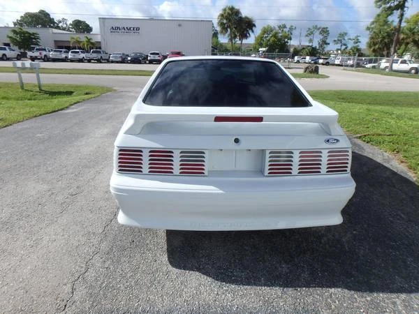 1991 Ford Mustang GT 3rd Gen - Image 12 of 13