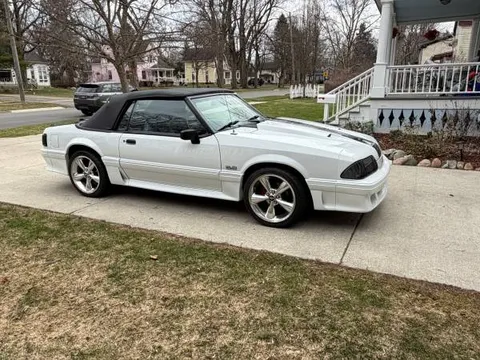 1991 Ford Mustang GT Convertible