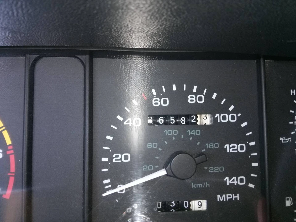 1991 Ford Mustang 3rd Gen - Image 8 of 20