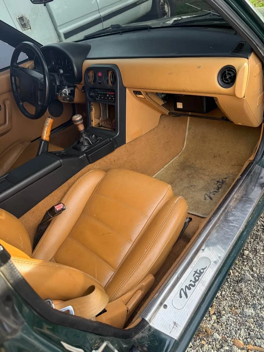 1991 Mazda NA MX-5 Miata - Image 8 of 9