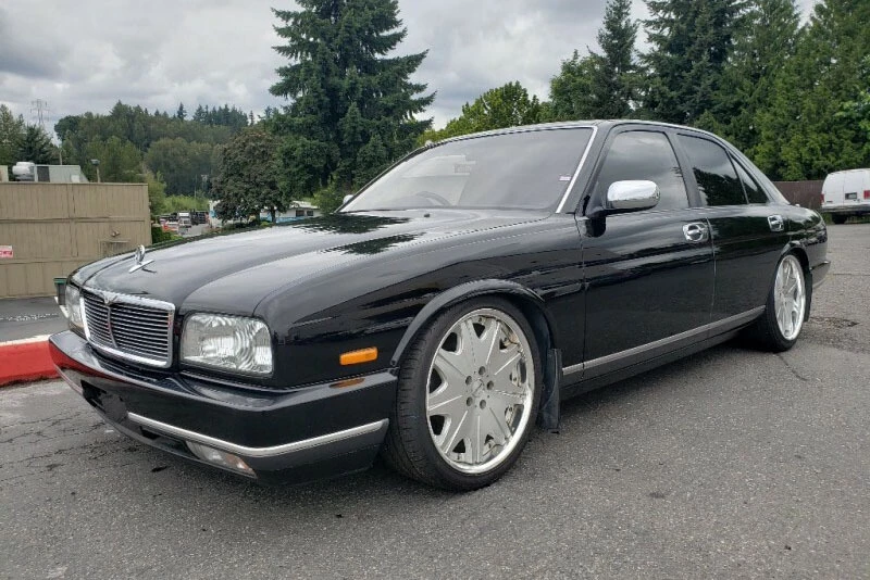 1991 Nissan Cima - Image 2 of 5