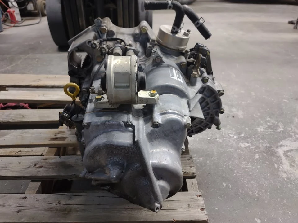 1991 Parts & Memorabilia Gearboxes - Image 2 of 8
