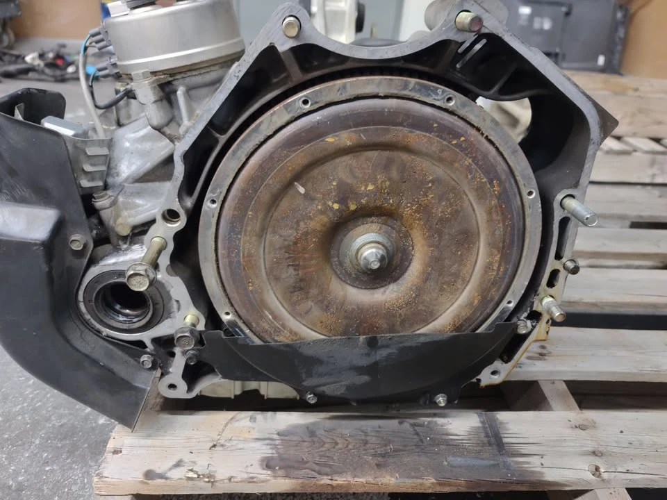 1991 Parts & Memorabilia Gearboxes - Image 6 of 8