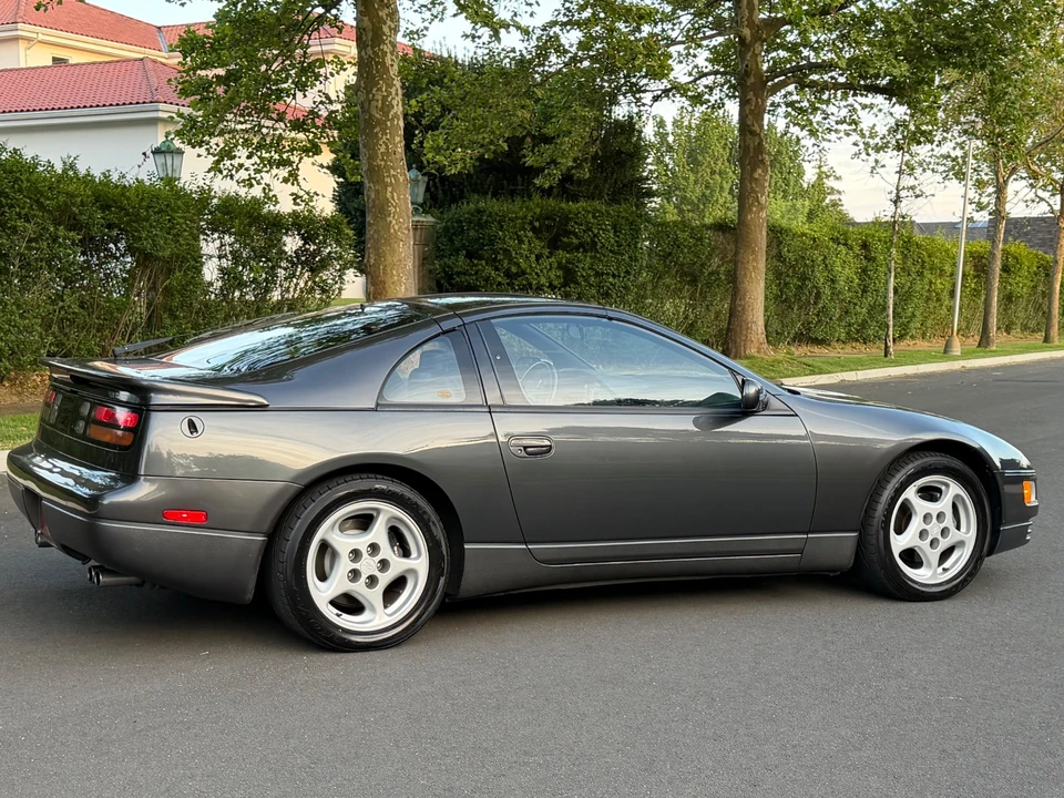1991 Nissan - Image 6 of 12