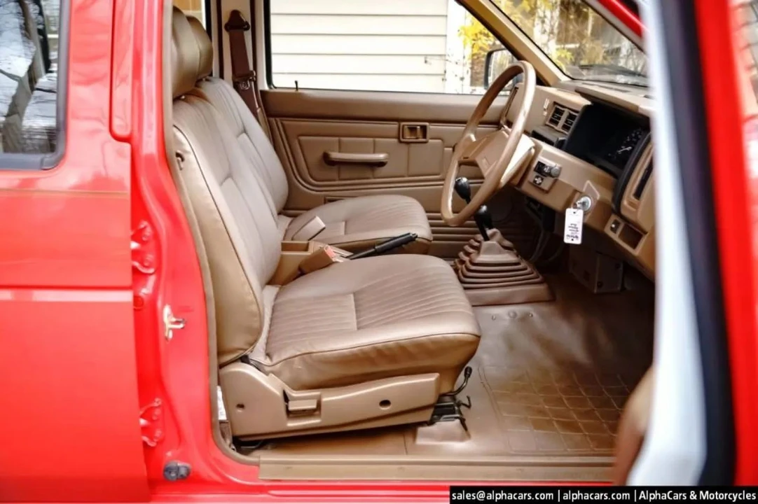 1991 Nissan Pathfinder 1st Gen - Image 24 of 31