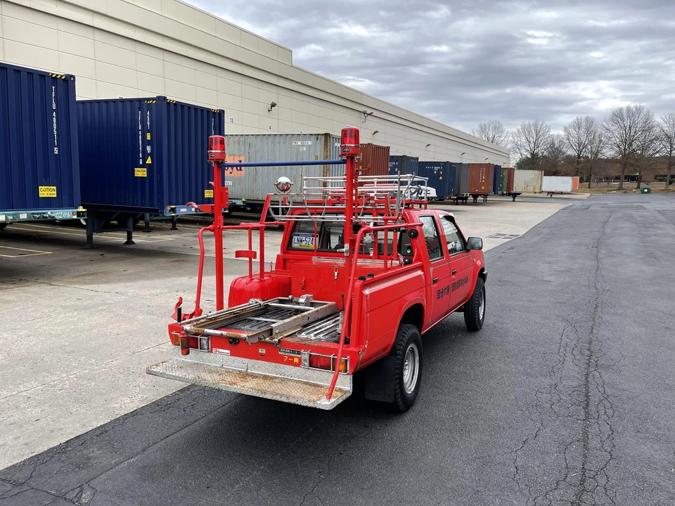 1991 Nissan Frontier - Image 16 of 30