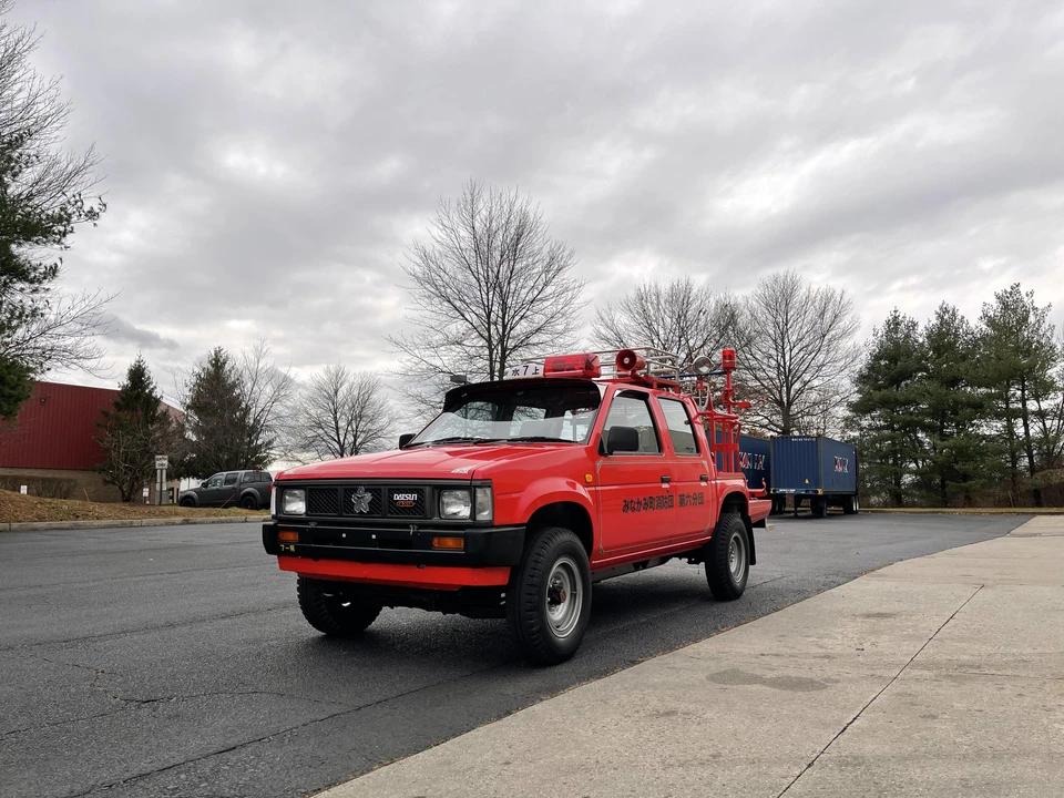 1991 Nissan Frontier - Image 10 of 30