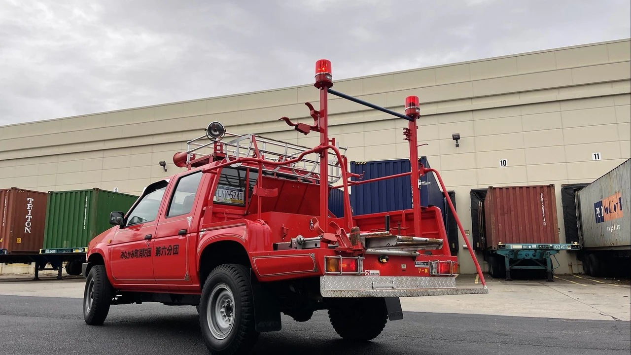 1991 Nissan Frontier - Image 14 of 30