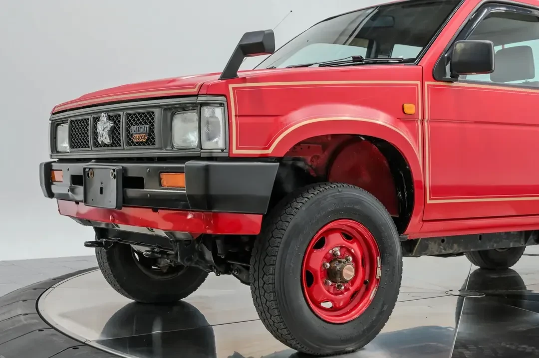 1991 Nissan Frontier - Image 13 of 31