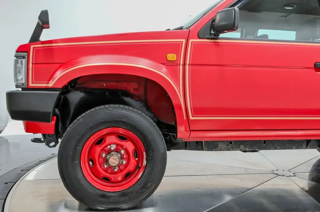 1991 Nissan Frontier - Image 19 of 31