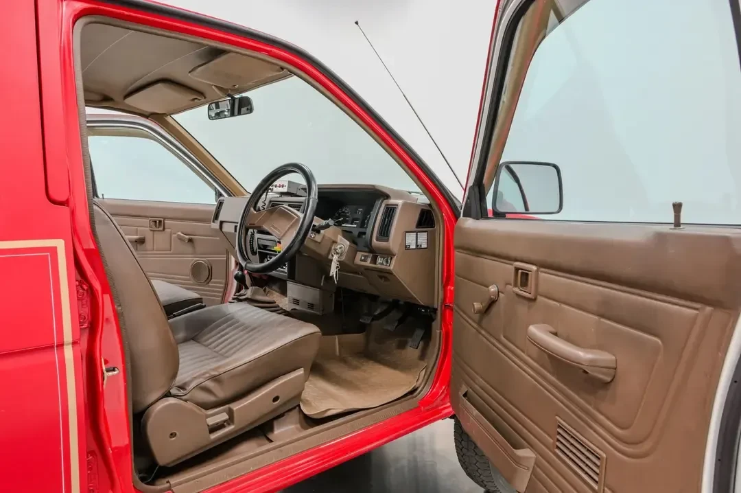 1991 Nissan Frontier - Image 30 of 31