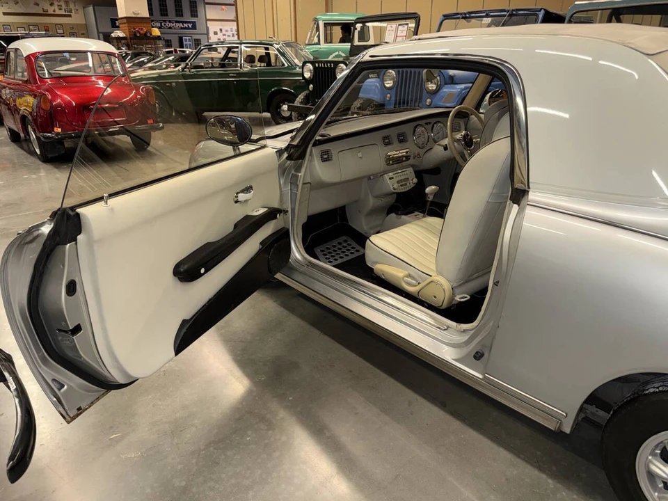1991 Nissan Figaro - Image 10 of 21
