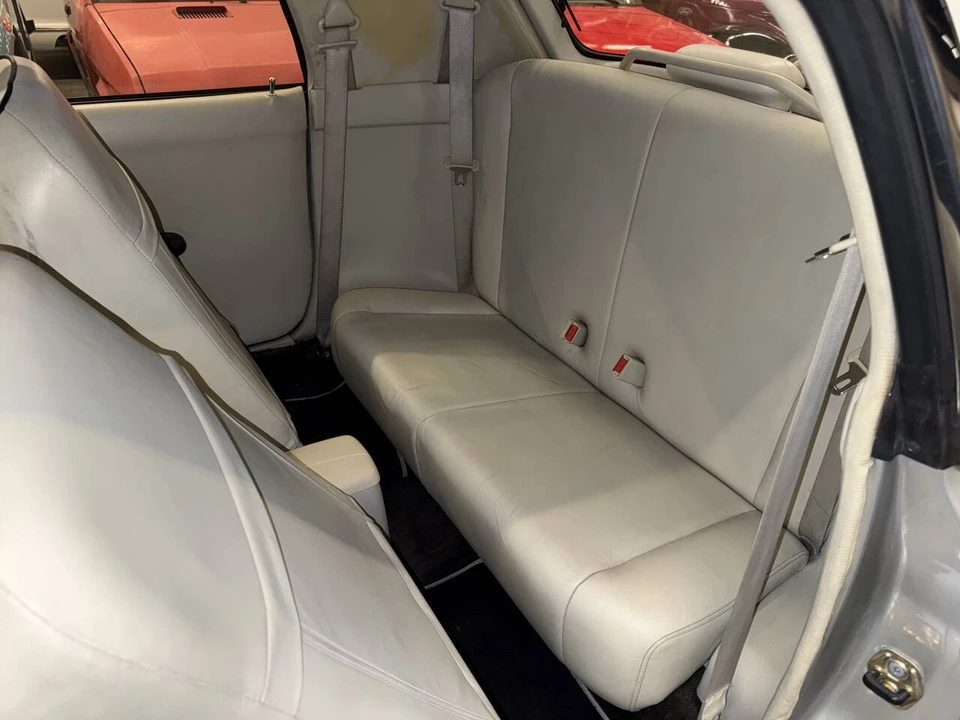 1991 Nissan Figaro - Image 11 of 21