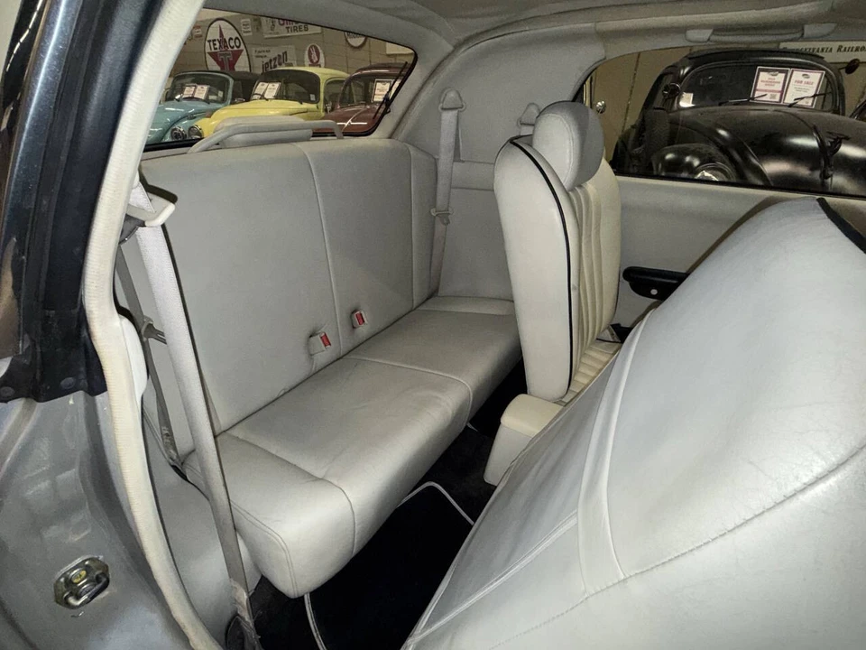 1991 Nissan Figaro - Image 9 of 21