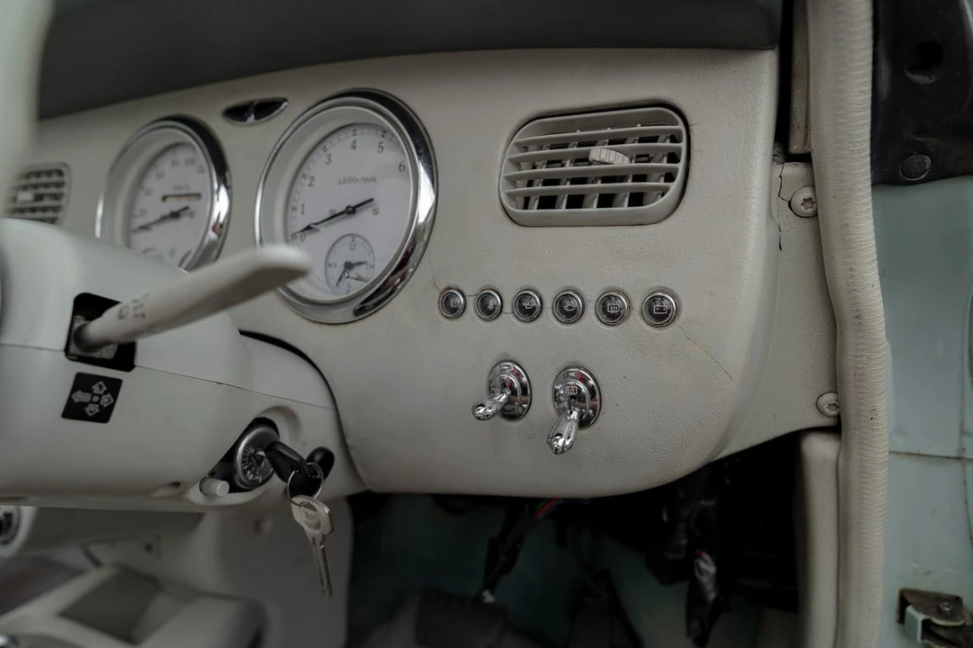 1991 Nissan Figaro - Image 27 of 30