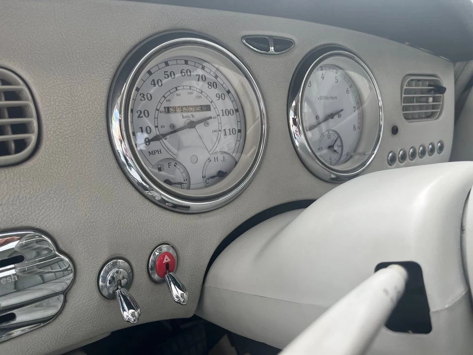 1991 Nissan Figaro - Image 11 of 30