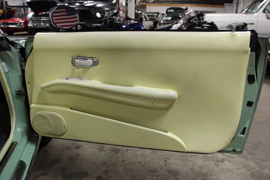 1991 Nissan Figaro - Image 25 of 31