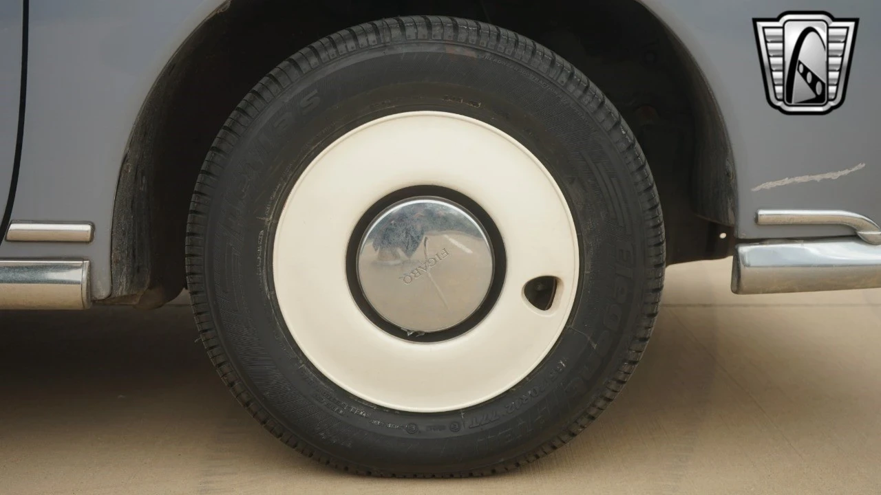 1991 Nissan Figaro - Image 12 of 12