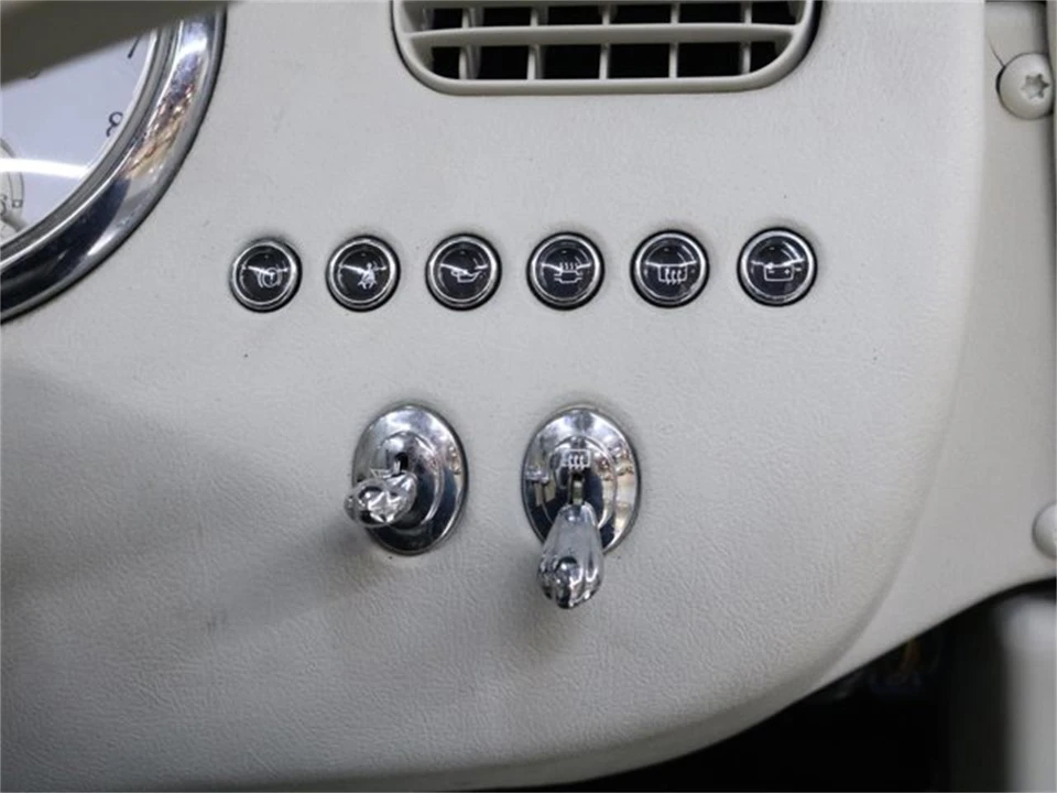 1991 Nissan Figaro - Image 12 of 31
