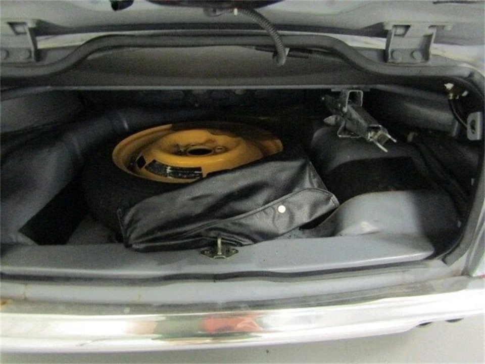 1991 Nissan Figaro - Image 27 of 31