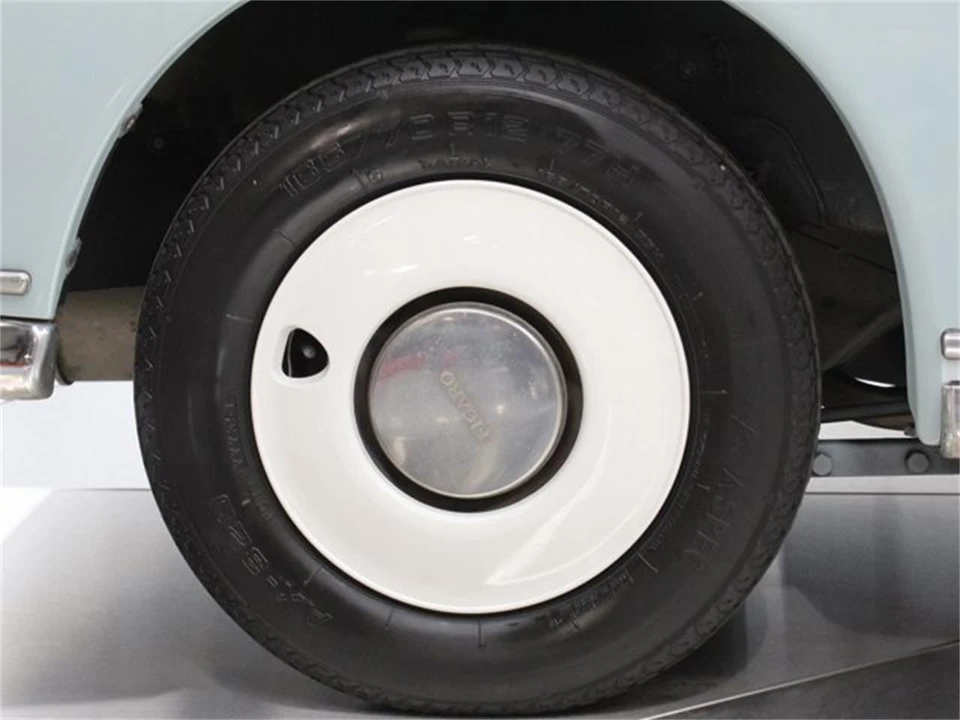 1991 Nissan Figaro - Image 29 of 31