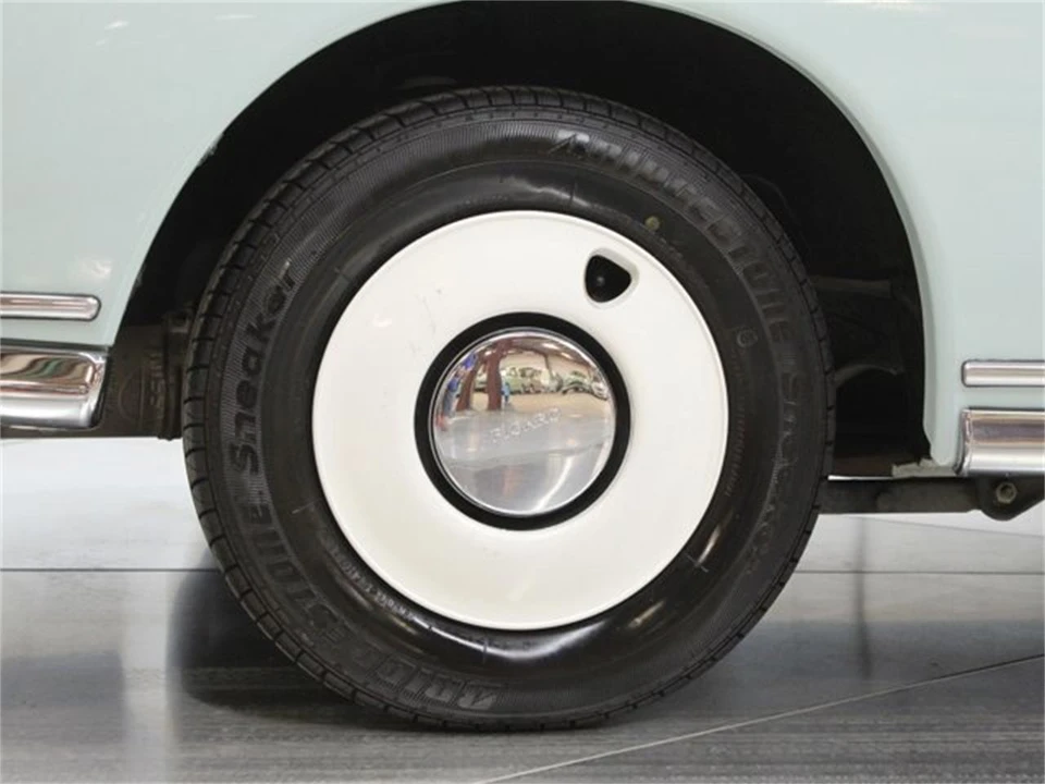 1991 Nissan Figaro - Image 31 of 31