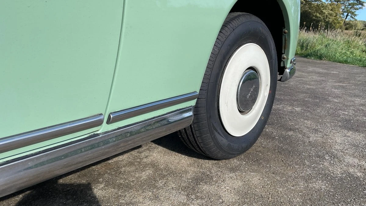1991 Nissan Figaro - Image 25 of 29