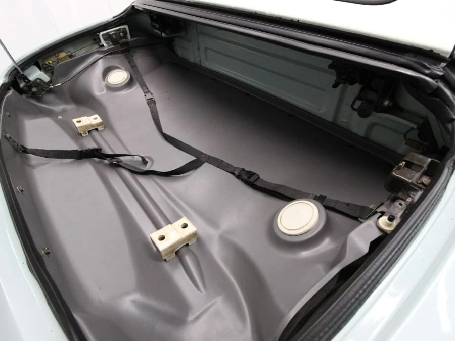 1991 Nissan Figaro - Image 11 of 12