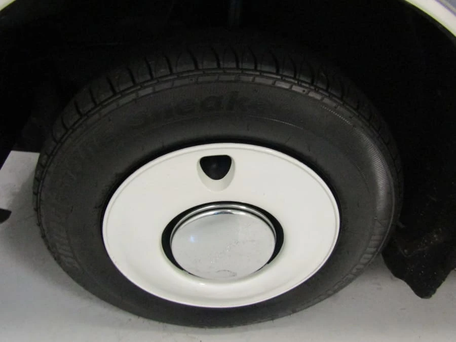 1991 Nissan Figaro - Image 9 of 12