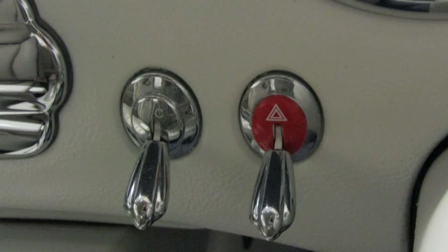 1991 Nissan Figaro - Image 8 of 12
