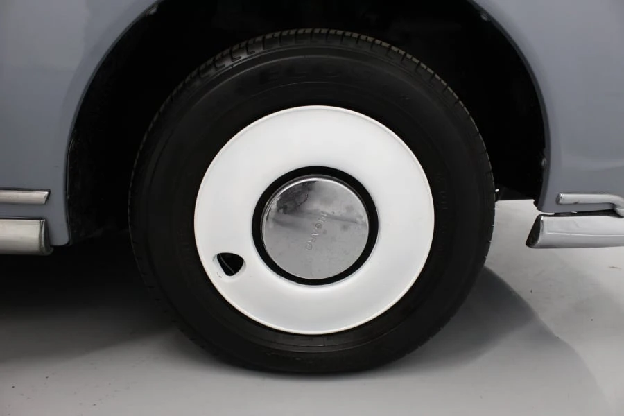1991 Nissan Figaro - Image 12 of 12
