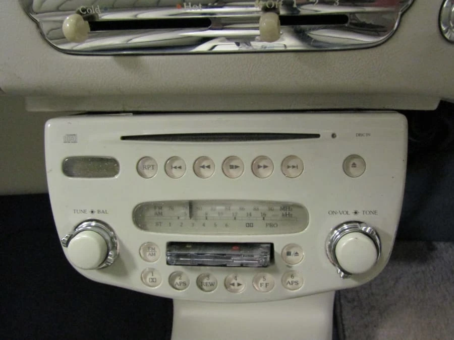 1991 Nissan Figaro - Image 8 of 12
