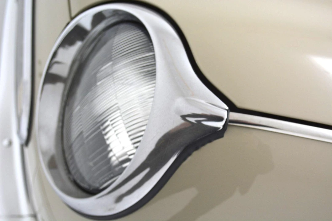 1992 Nissan Figaro - Image 21 of 31