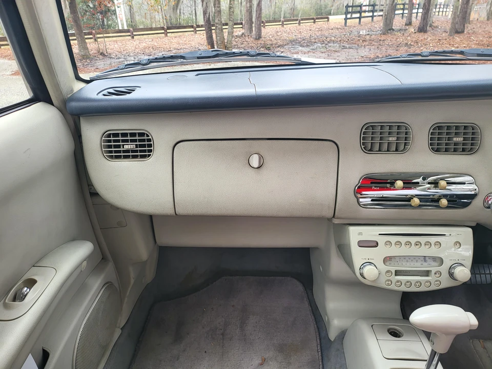 1991 Nissan Figaro - Image 27 of 31