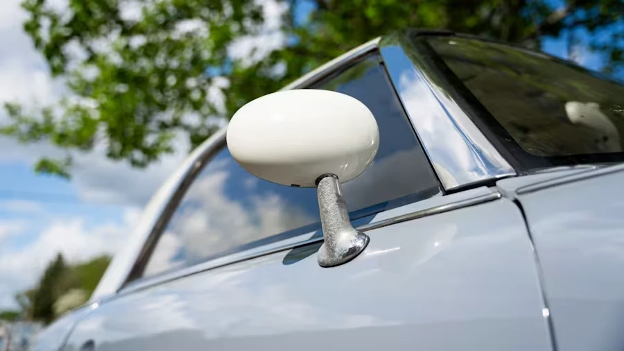 1991 Nissan Figaro - Image 31 of 31