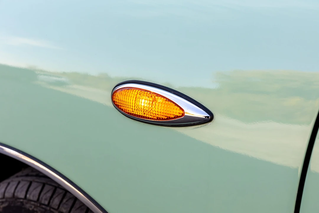 1991 Nissan Figaro - Image 23 of 31