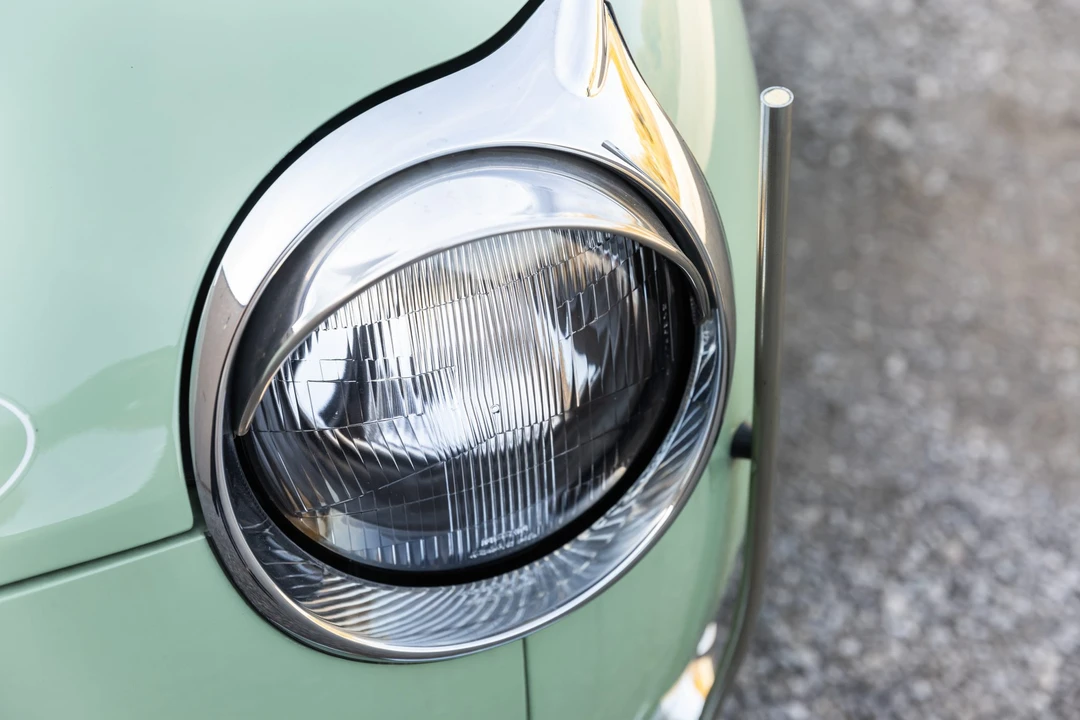 1991 Nissan Figaro - Image 24 of 31