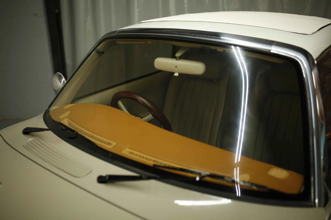 1991 Nissan Figaro - Image 17 of 31
