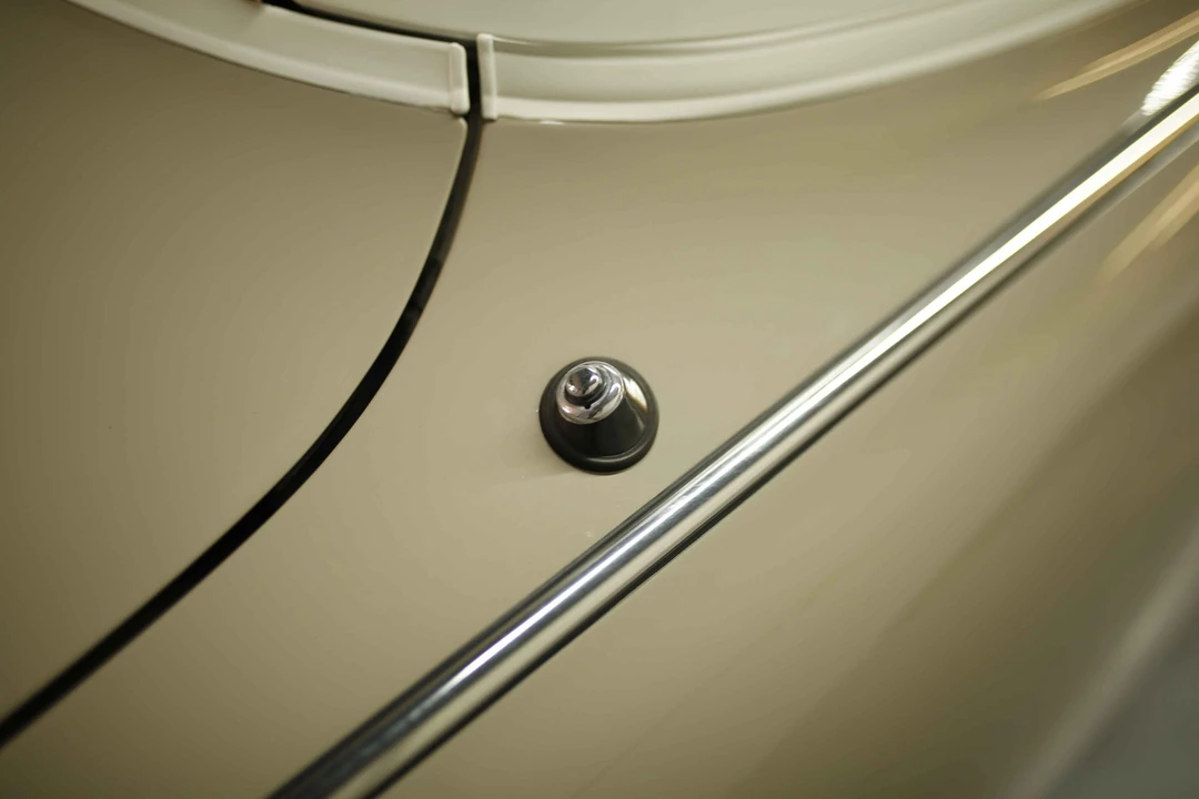 1991 Nissan Figaro - Image 31 of 31