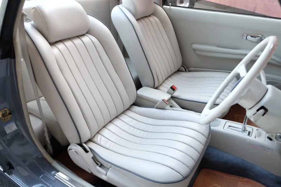 1991 Nissan Figaro - Image 5 of 12