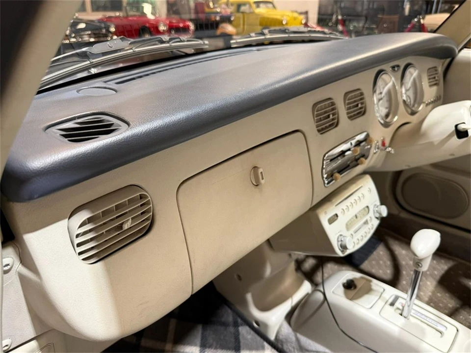 1991 Nissan Figaro - Image 6 of 31