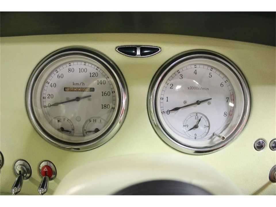 1991 Nissan Figaro - Image 29 of 31