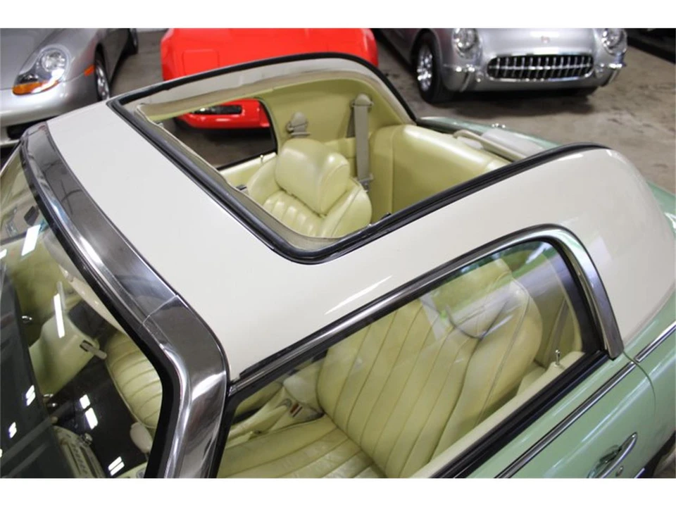 1991 Nissan Figaro - Image 21 of 31