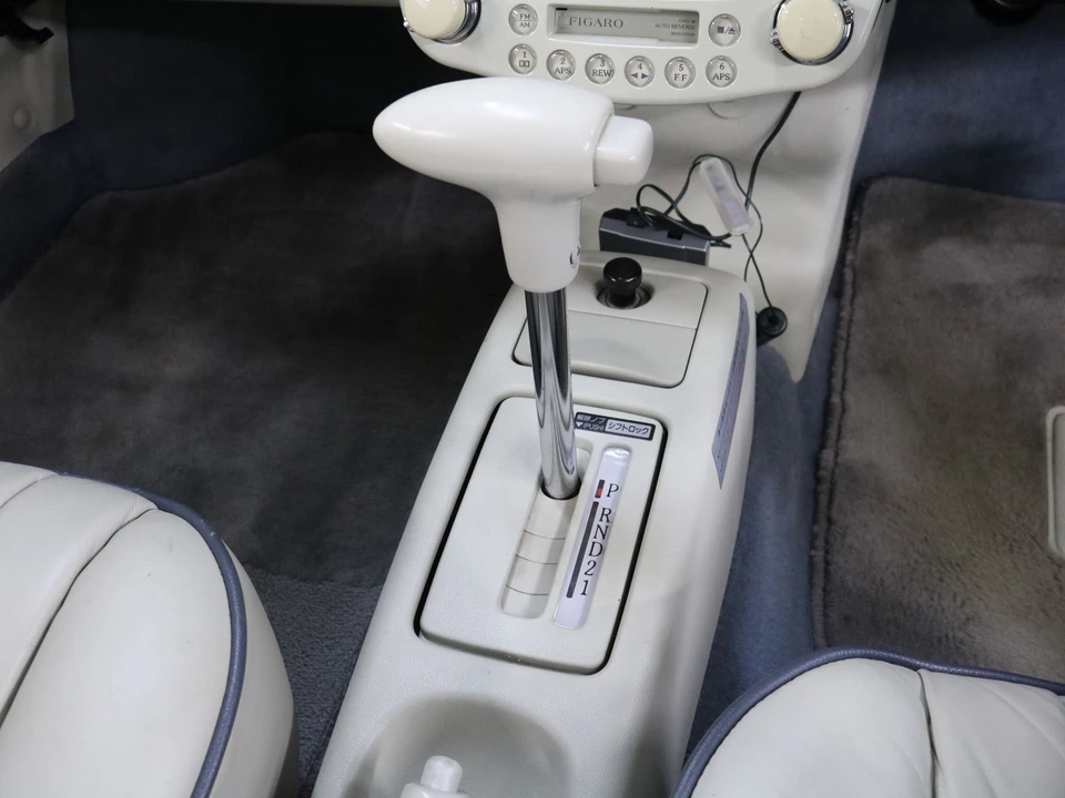 1991 Nissan Figaro - Image 23 of 31