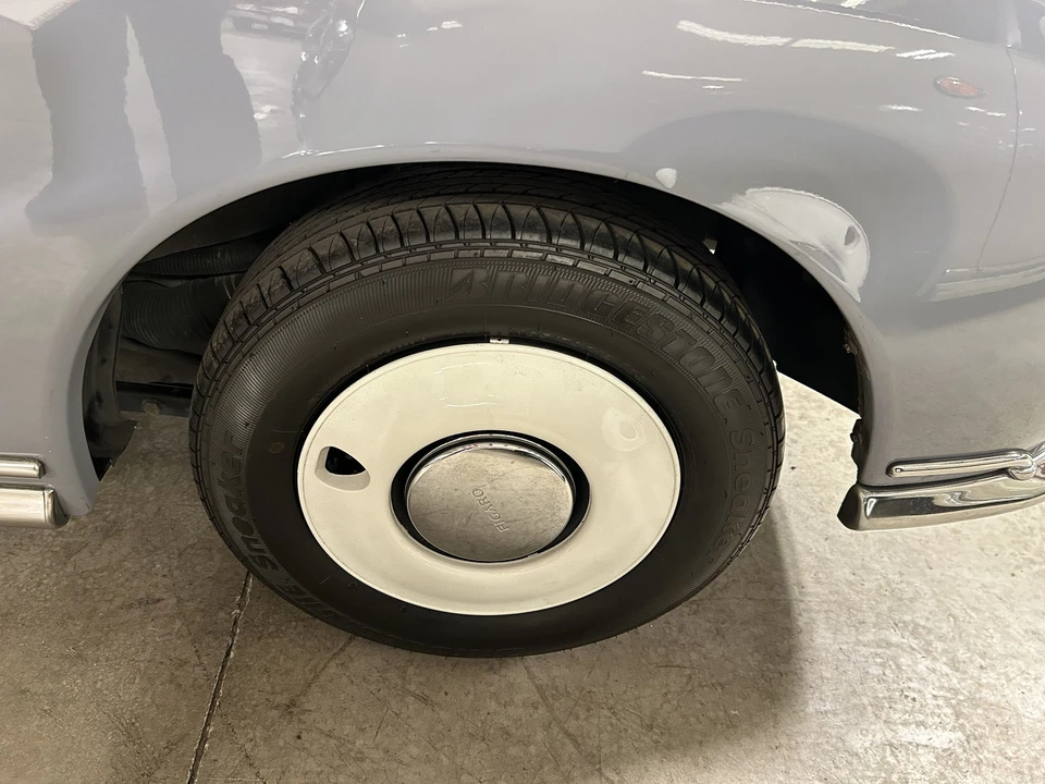 1991 Nissan Figaro - Image 28 of 31