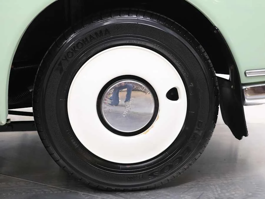 1991 Nissan Figaro - Image 18 of 31