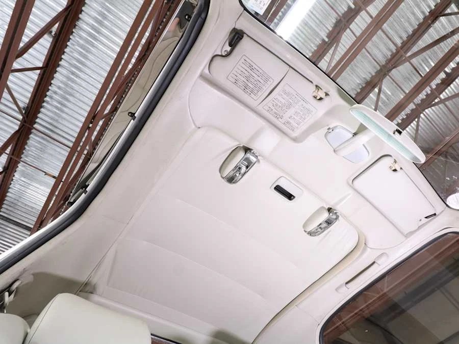 1991 Nissan Figaro - Image 26 of 31
