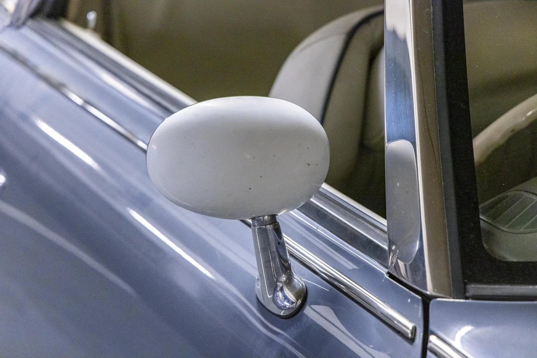 1991 Nissan Figaro - Image 24 of 31