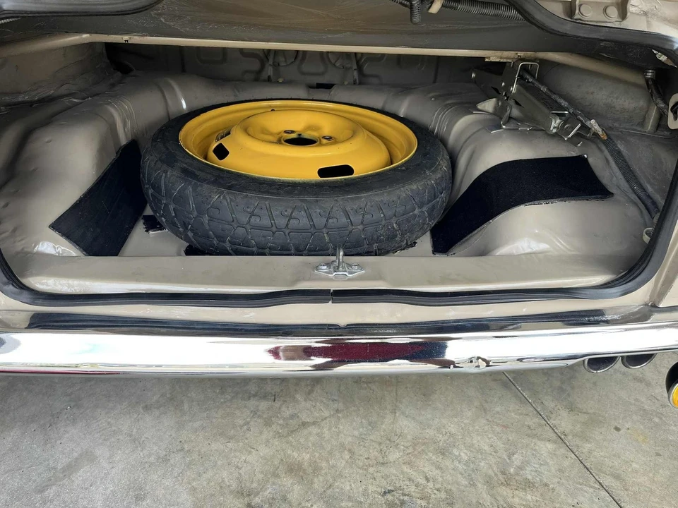 1991 Nissan Figaro - Image 21 of 21
