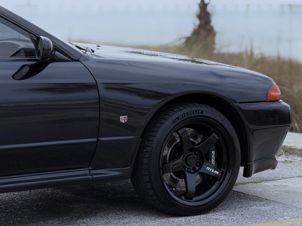 1991 Nissan R32 Skyline GT-R 8th Gen - Image 7 of 31